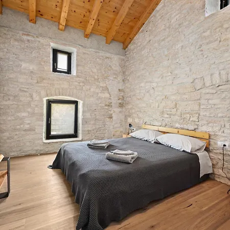 Casa 42 Pet Friendly For 9 People In Istria With Salt - Water Pool *