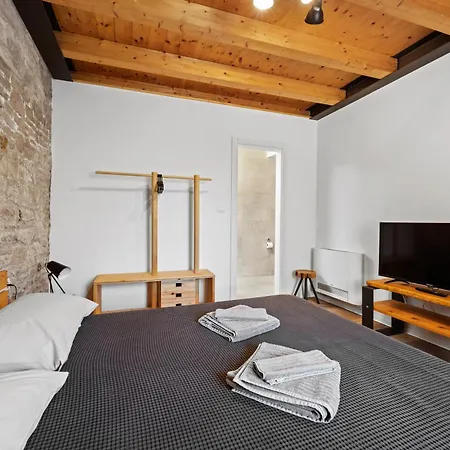 Vila Casa 42 Pet Friendly For 9 People In Istria With Salt - Water Pool