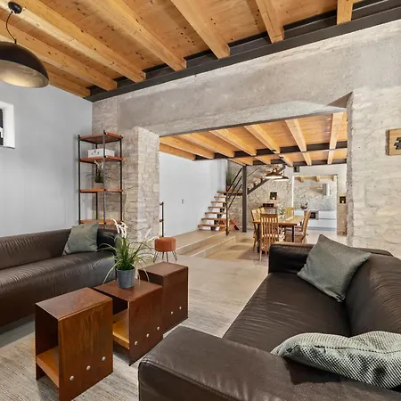 Vila Casa 42 Pet Friendly For 9 People In Istria With Salt - Water Pool *