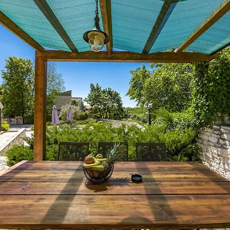 Casa 42 Pet Friendly For 9 People In Istria With Salt - Water Pool Butkovici (Istria)
