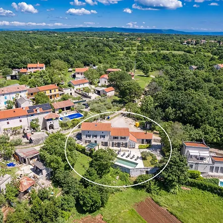 Casa 42 Pet Friendly For 9 People In Istria With Salt - Water Pool *